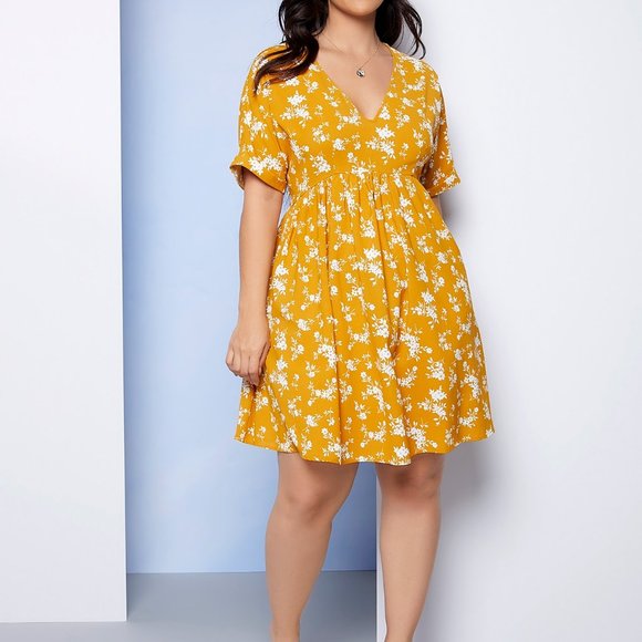 Ditsy Floral BOHO Mustard Yellow Plus Size Dress - Picture 4 of 10